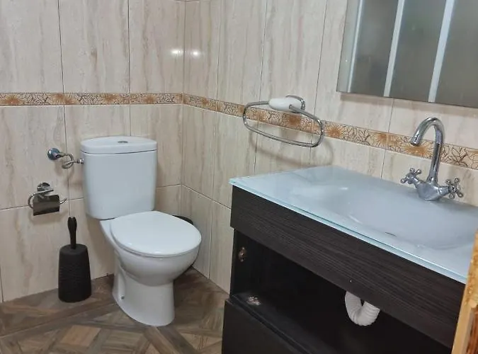 Апартаменти Malibu Ocean View