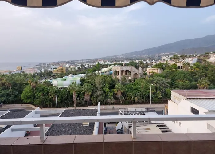 Malibu Ocean View Апартаменти Адехе