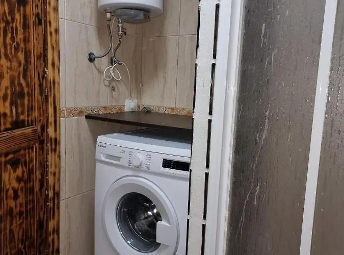 Malibu Ocean View Апартаменти *